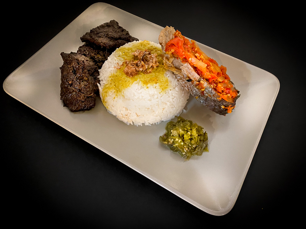 NASI PADANG (2 MIXED DISHES)