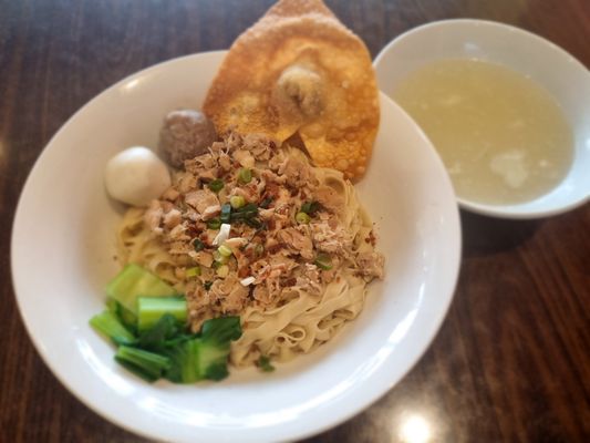 Chicken Noodles (Little Ribbon)