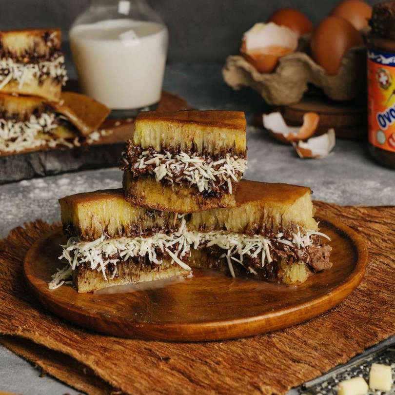Martabak Half Toblerone and Half Cheese