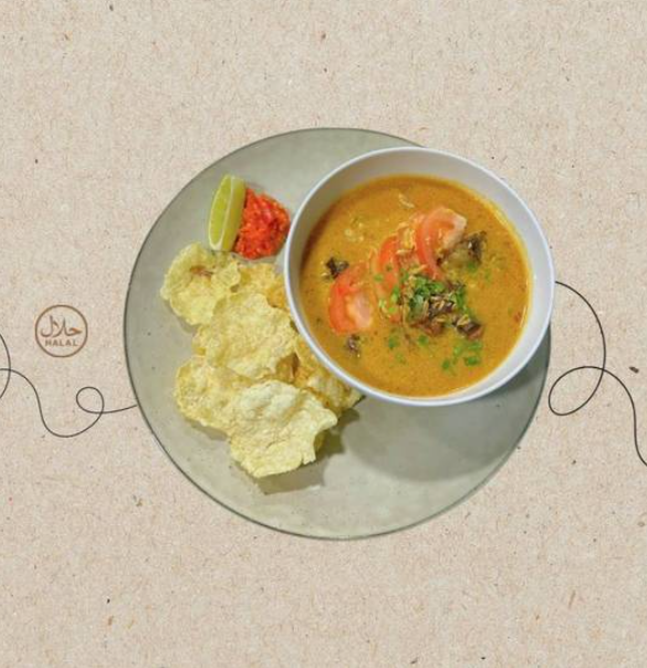 Soto Betawi / Beef Soup in Coconut Milk Broth