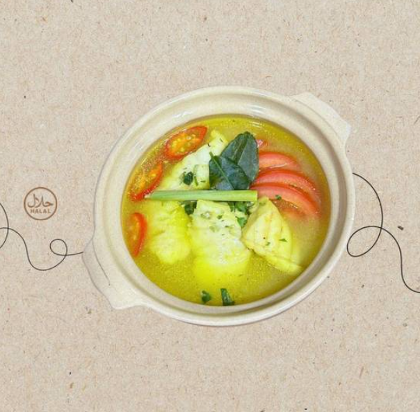 Ikan Kuah Asam Khas Kupang / Delicious Fish in Sour Soup