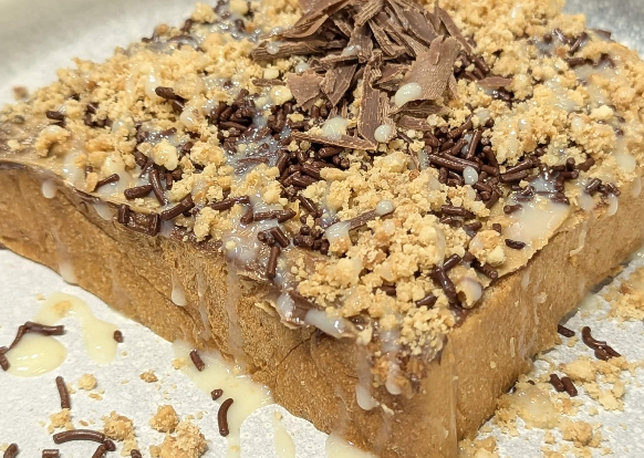 Roti Bakar Coklat Kacang