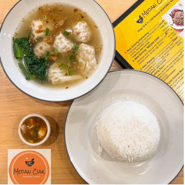 Nasi Pork Wonton Soup / Rice and Pork Wonton Soup