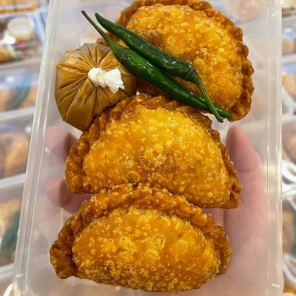 Pastel Goreng 3 pcs (Indonesian Crispy Fried Pies)