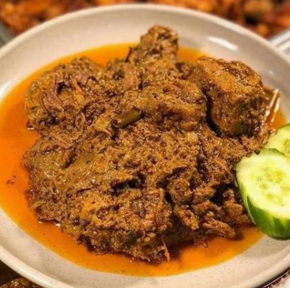 Beef Rendang / 4pcs in 500ml Container