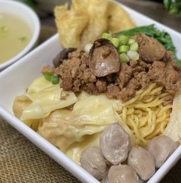 Yamien Ayam Campur Special