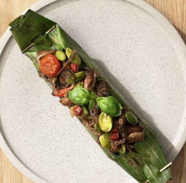 Nasi Bakar/Grilled Rice Cumi Hitam Petai