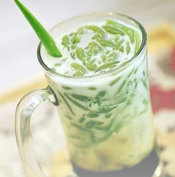 Es Cendol (Green Jelly with Palm Sugar & Coconut Milk)