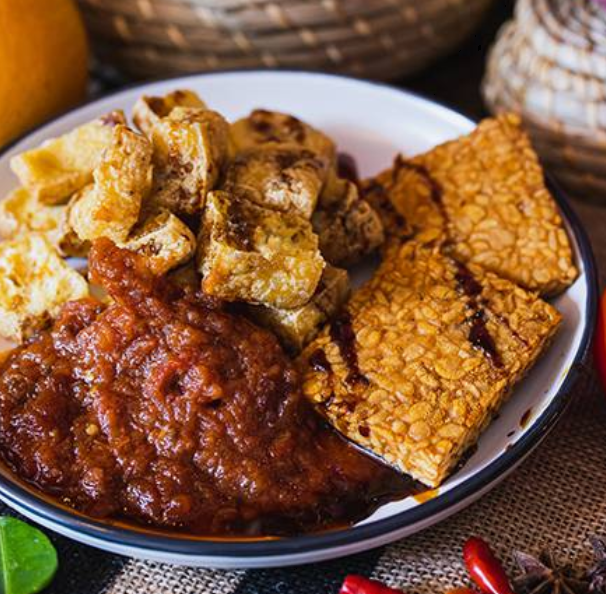 Fried Tofu Tempe with Hot and Sour Sauce (V)
