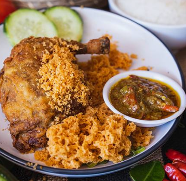 Fried Crispy Soft Bone Chicken with Betutu Chilli Sauce