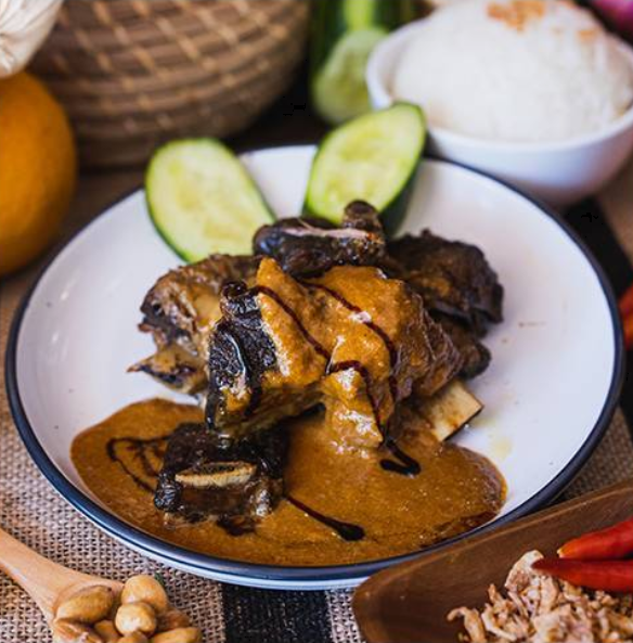 Beef Ribs with Peanut Sauce
