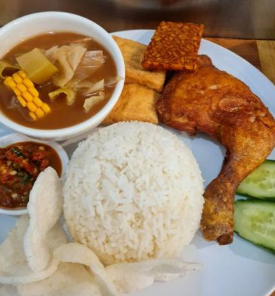 Nasi Komplit Betawi