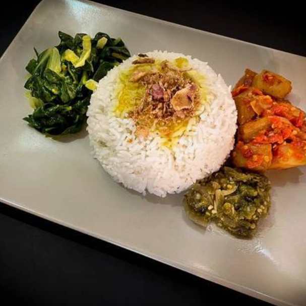 Nasi Padang with Two Vegetables