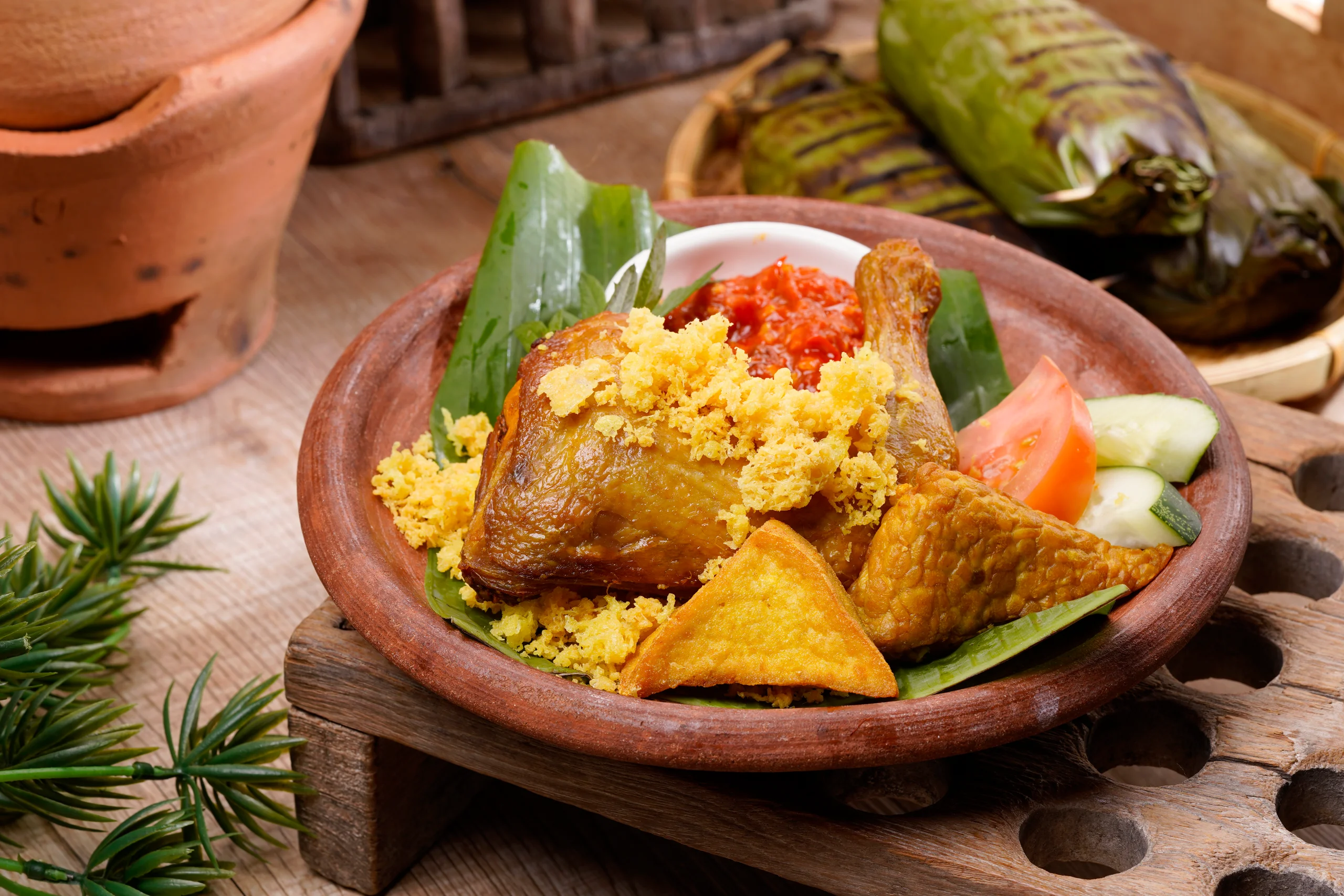 B.1.AYAM GORENG KREMES