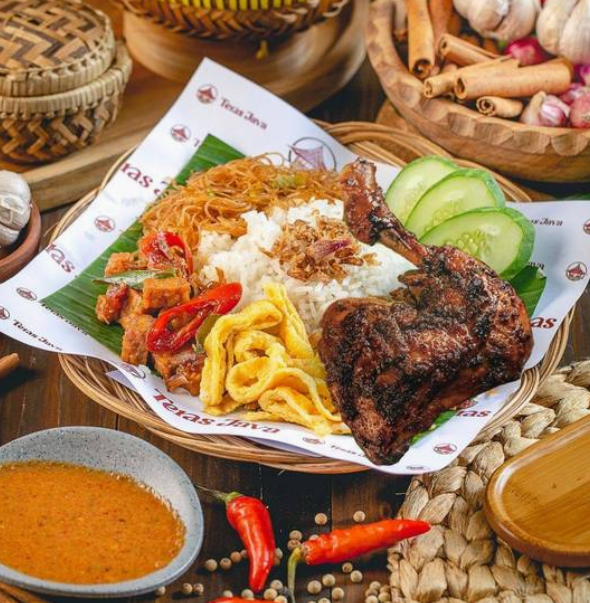 Rice Uduk Grilled Chicken