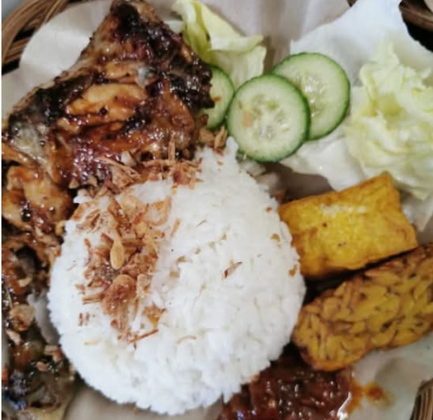 Nasi Ayam Bakar