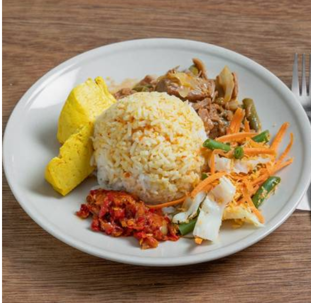 Vegetarian Set ( jackfruit, urap salad, tofu curry & green sambal)