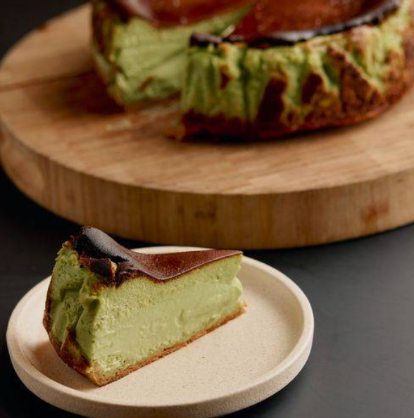 Pandan Basque Cheese Cake