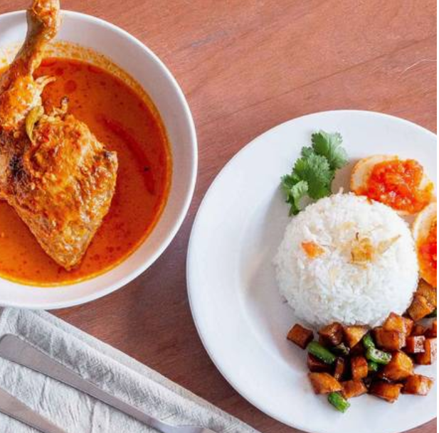 Nasi Ayam Pedas