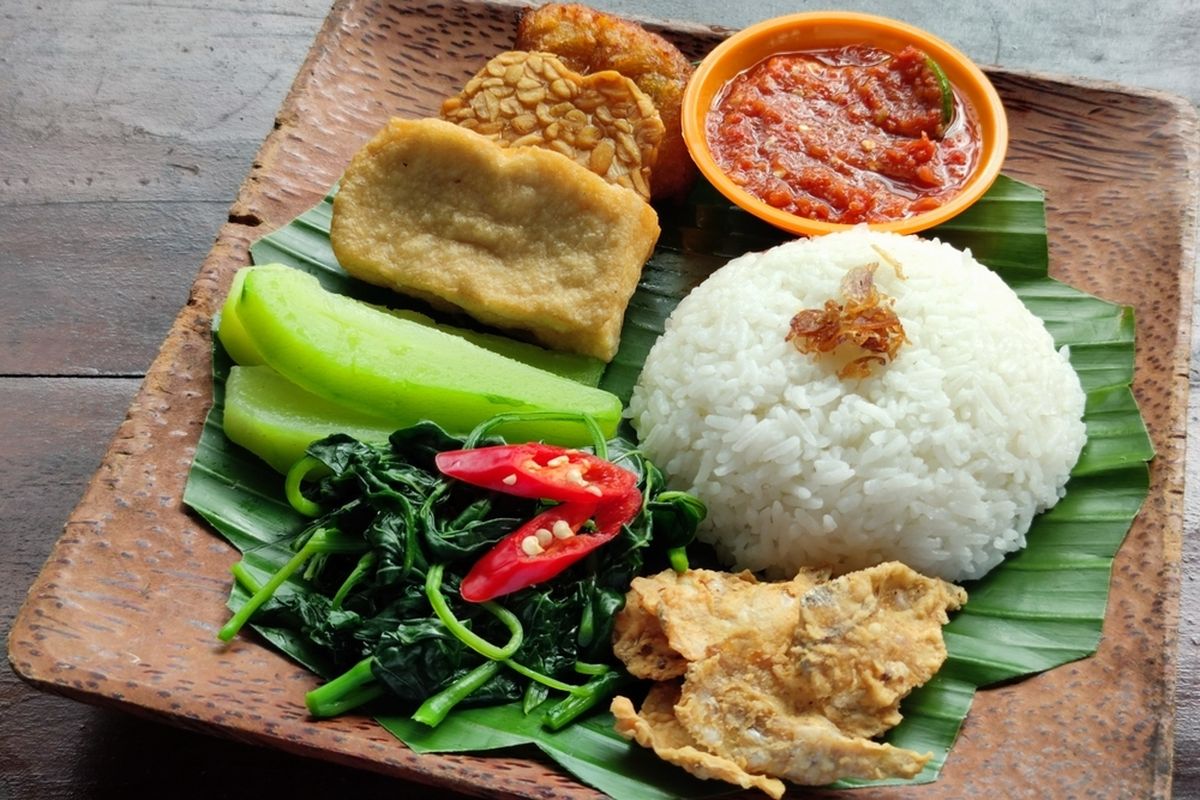 Nasi Tempong Lele (Cat Fish)
