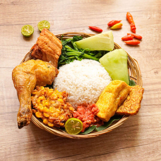 Nasi Tempong Ayam